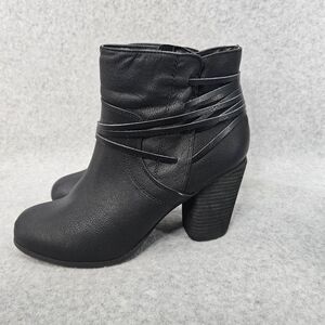 Madden Girl Danaee Black Heeled Ankle Boots Women's‎ 9M
